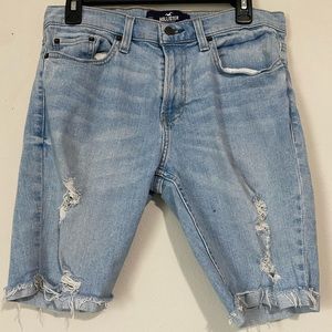 Hollister jean shorts (blue).